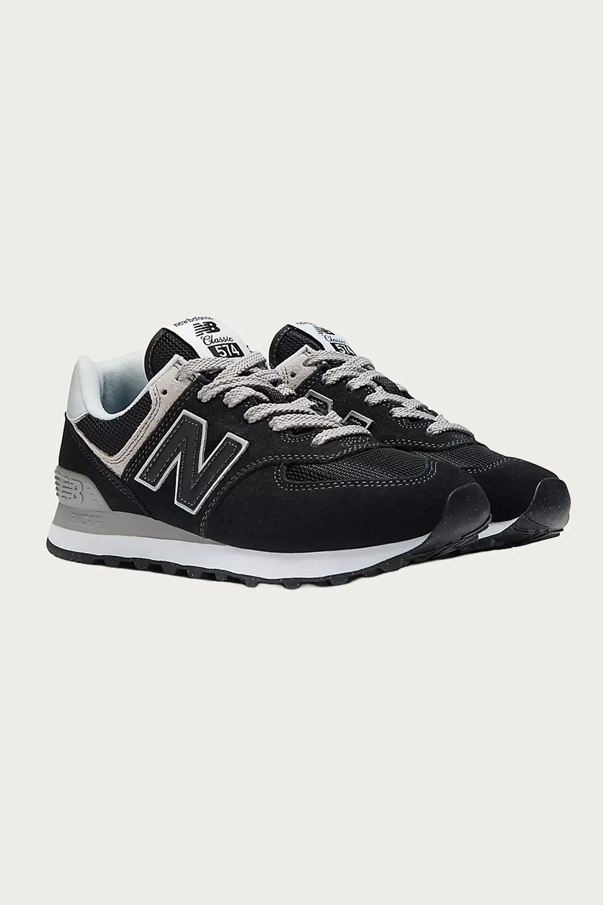 574 Core - Black/White