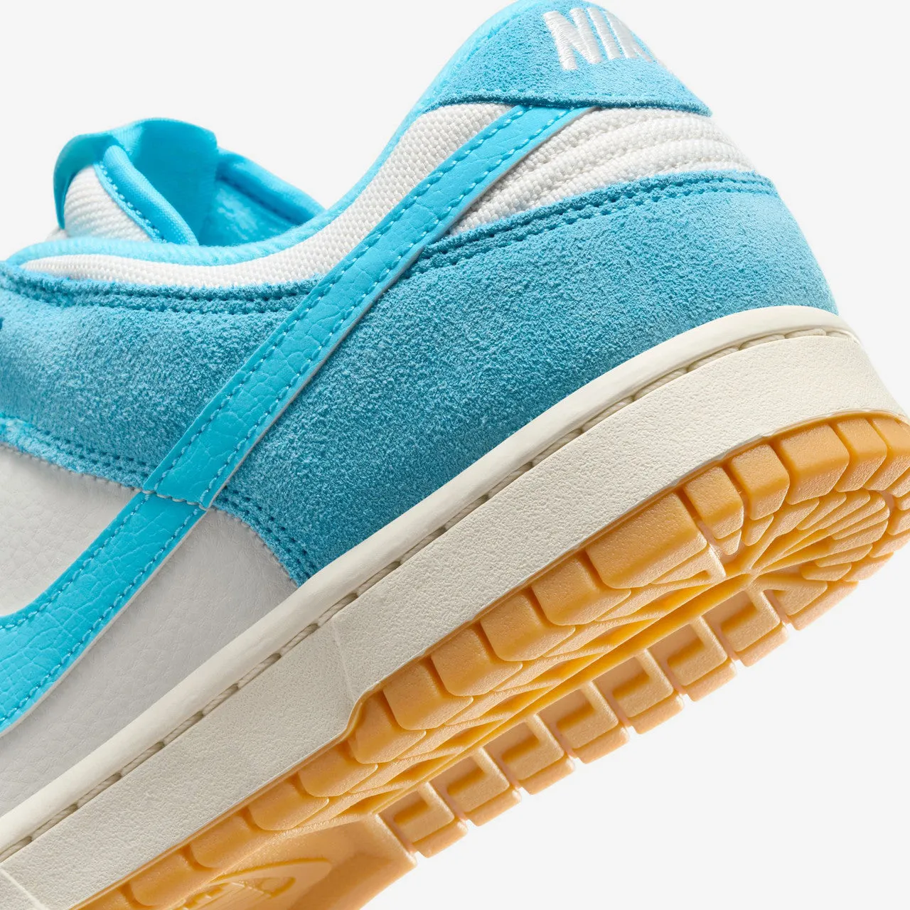 Dunk Low SE