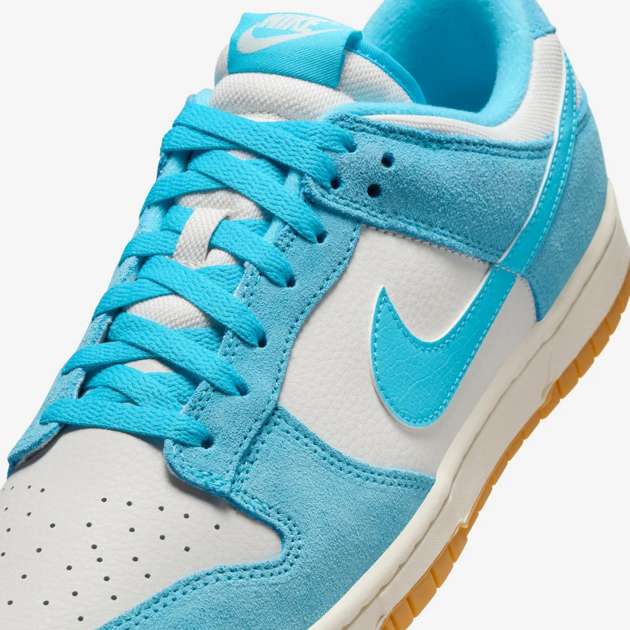 Dunk Low SE