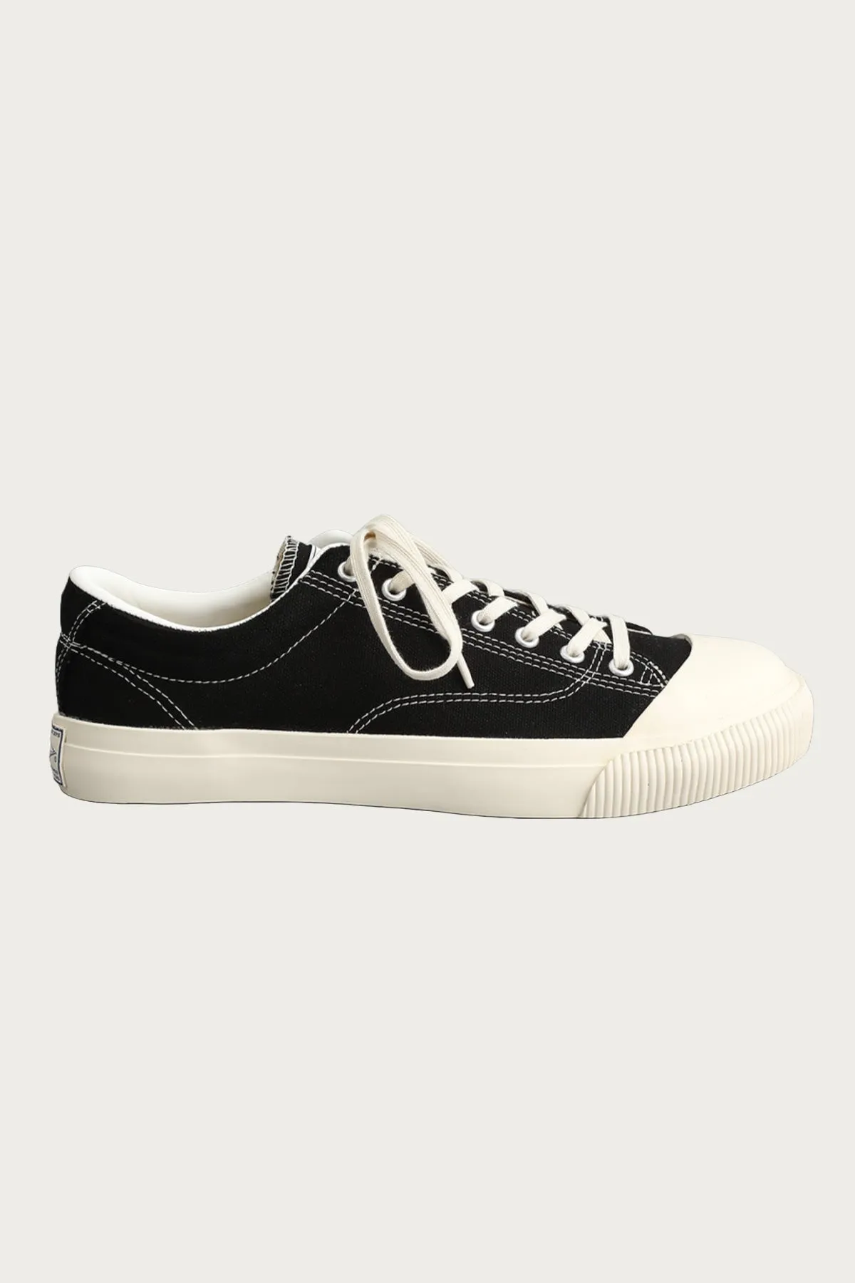 M-02 - Black