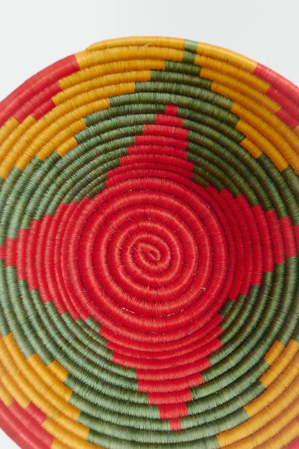 MEDIUM SIZED BASKET