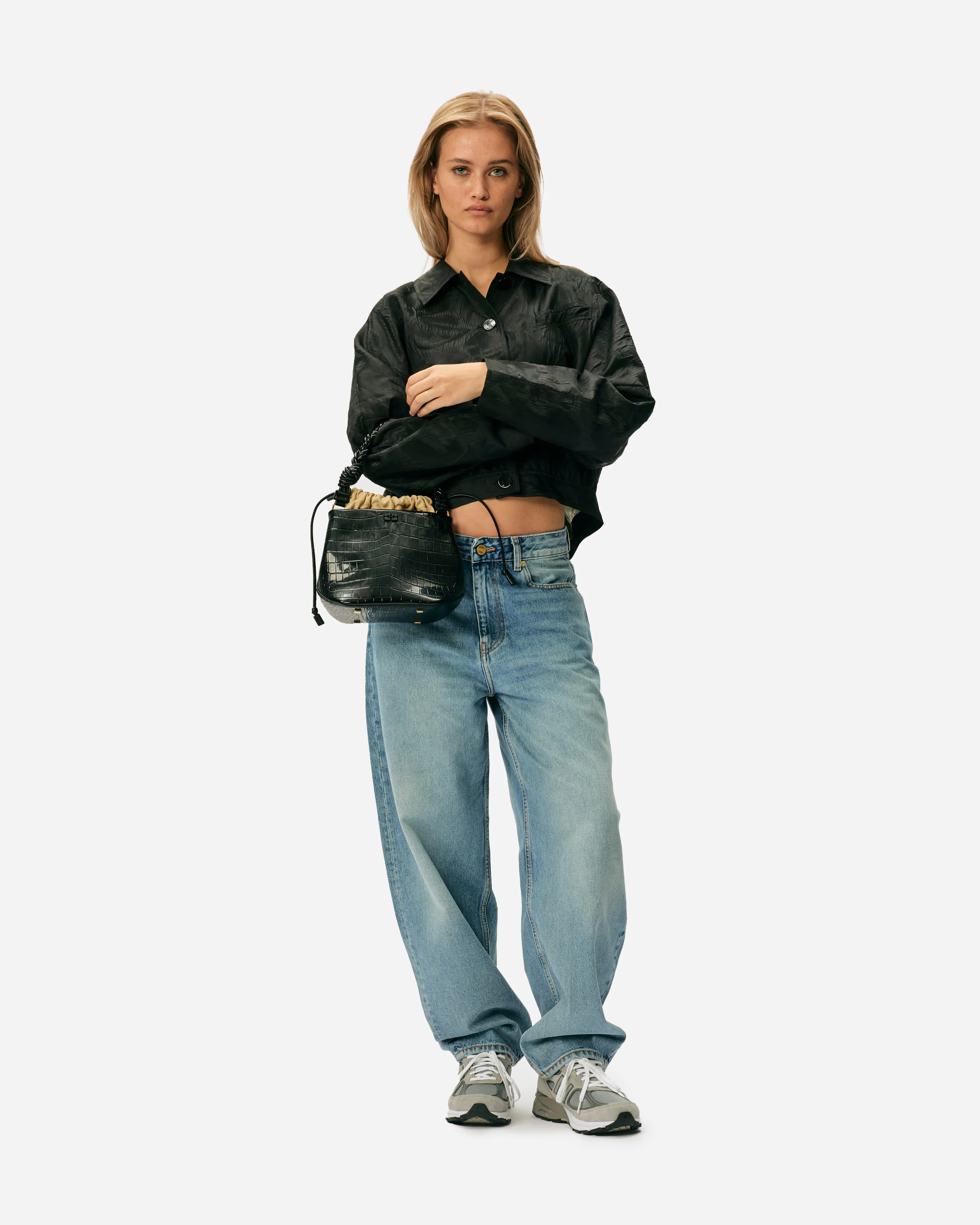 Textured Cloqu Short Jacket